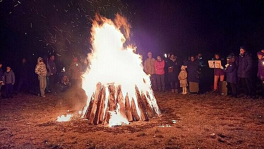 01.12 - feu de l'Avent au Laviau